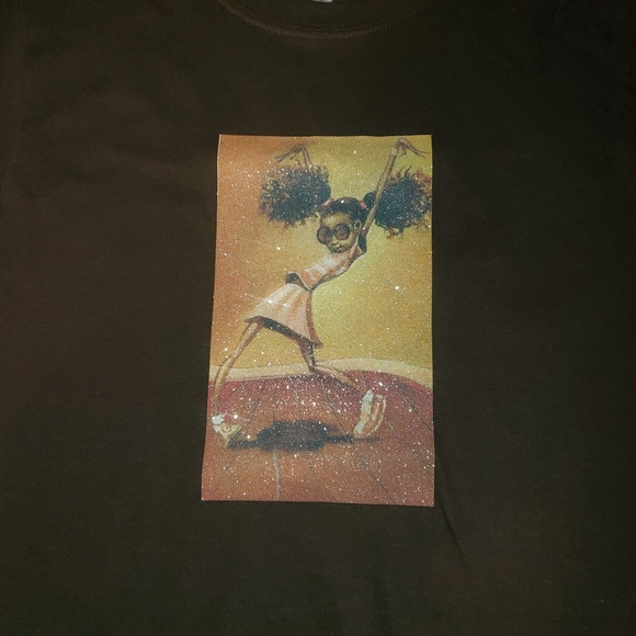 Tshirt - Picture 2 of 3